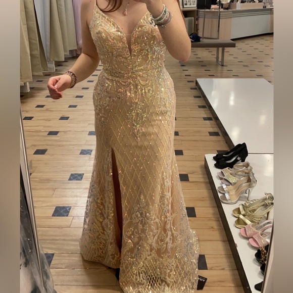 prom dress - Picture 1 of 3